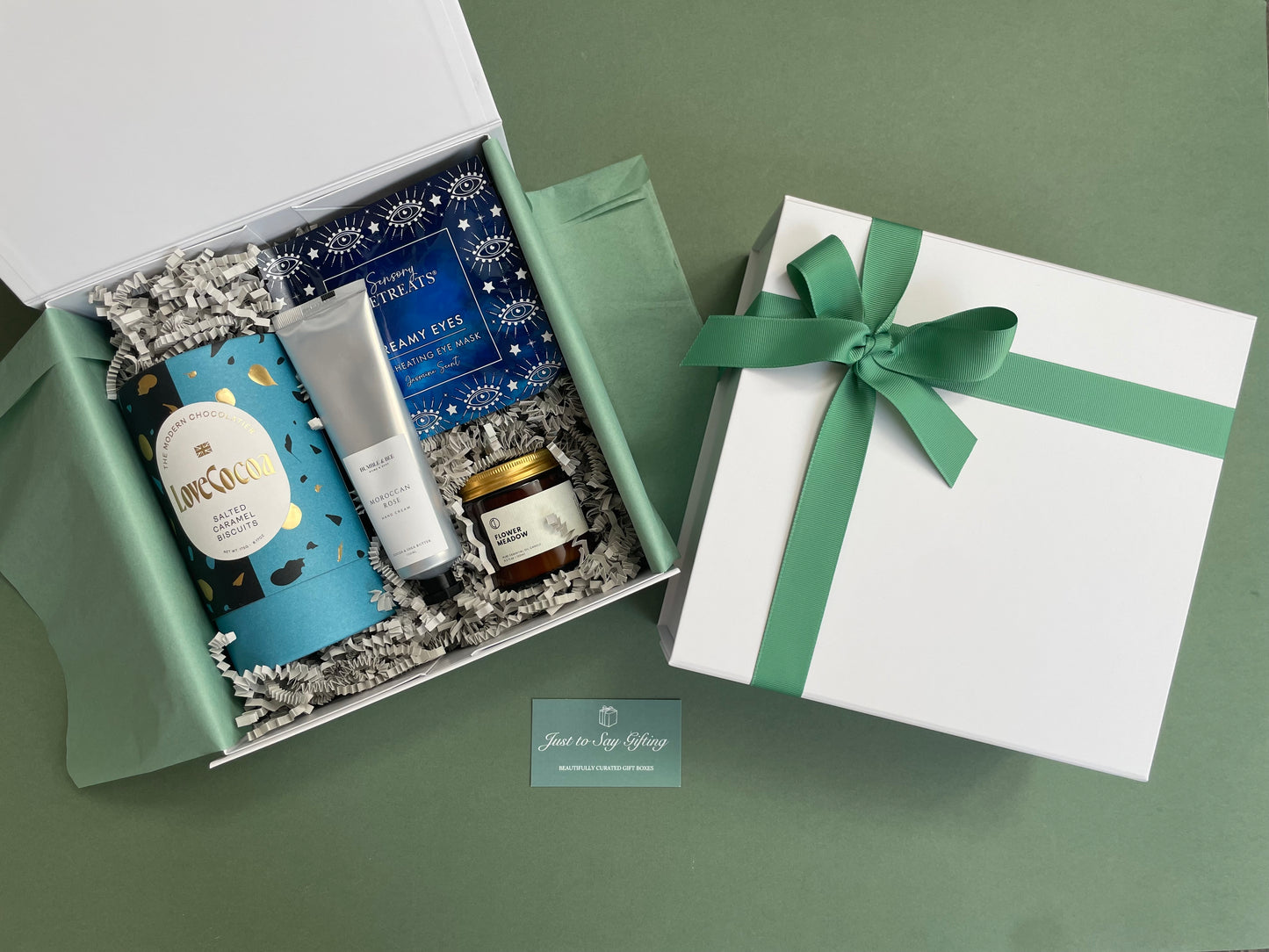 Gift Box - Flower Meadow & Biscuits